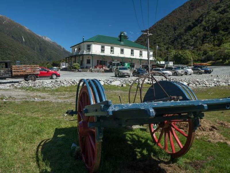 Otira Stagecoach Hotel Eksteriør bilde