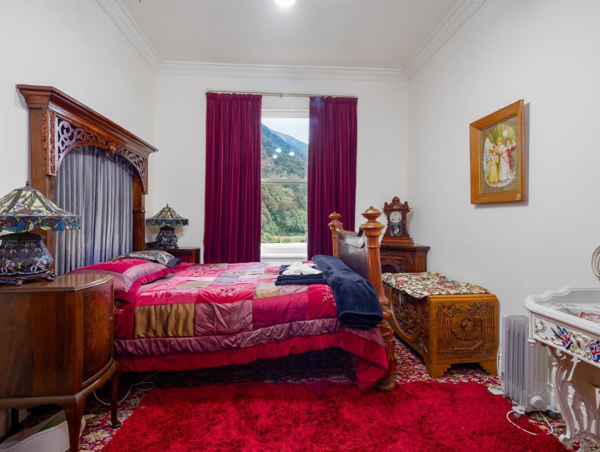 Otira Stagecoach Hotel Eksteriør bilde